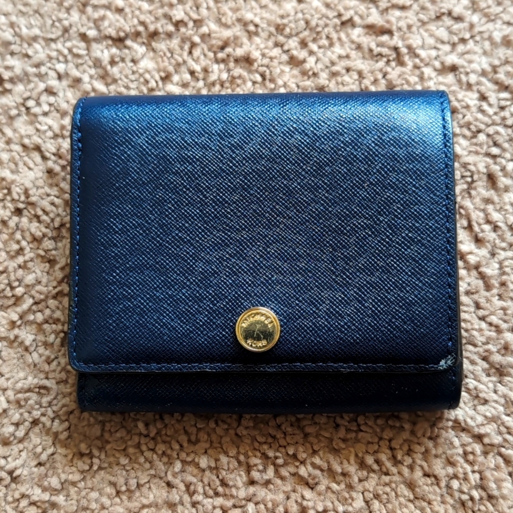 Short wallet